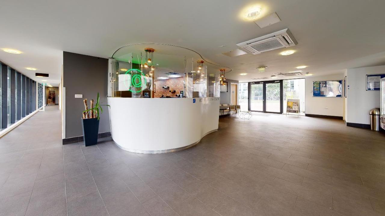Sterling Court In Wembley Apartamento Londres